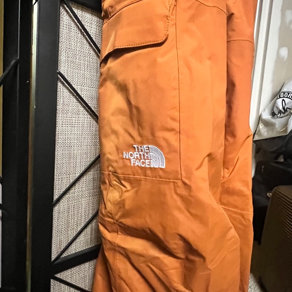 The North Face Snow Bib - Picture 1 of 4